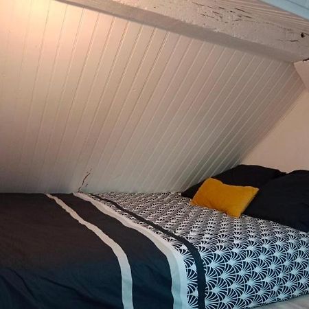 Appartement Cosy Centre Ville Melun Exterior photo