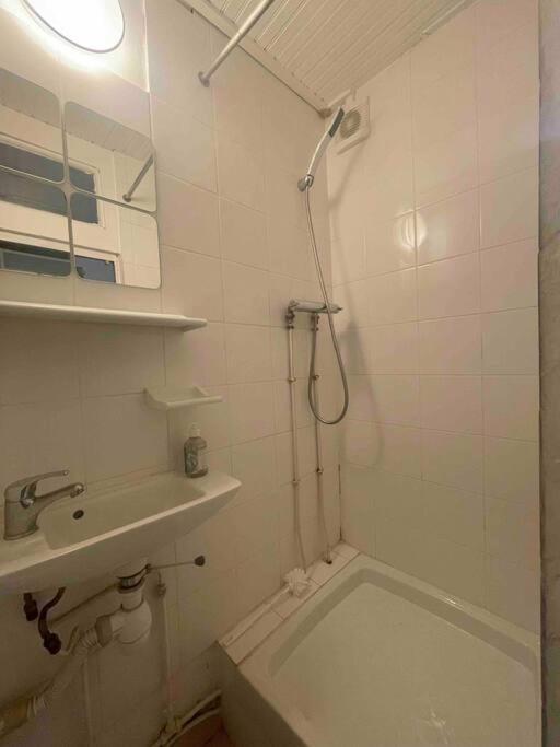 Appartement Cosy Centre Ville Melun Exterior photo
