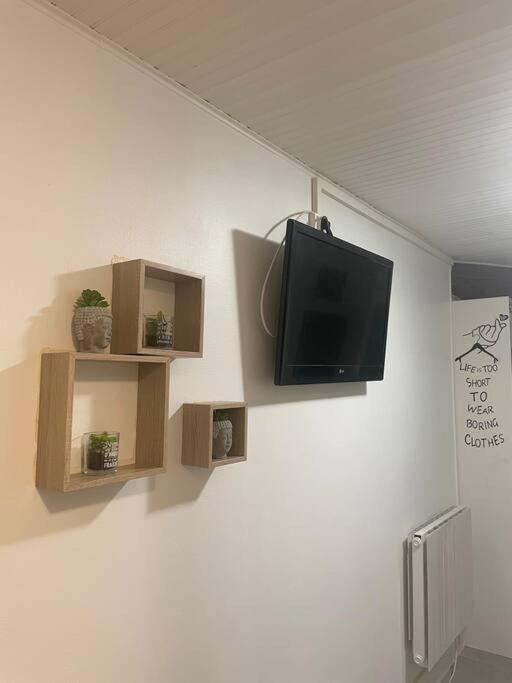 Appartement Cosy Centre Ville Melun Exterior photo